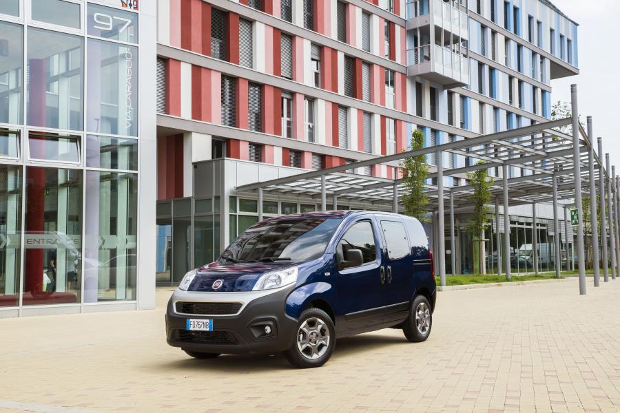  Fiat Fiorino Combi 2016 года  (фото 2 из 3)
